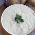 This is such a simple recipe for creamy garlic mashed potatoes!