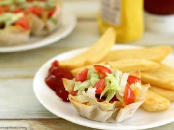 Next time you feel like cheeseburgers, try these easy bacon cheeseburger cups!
