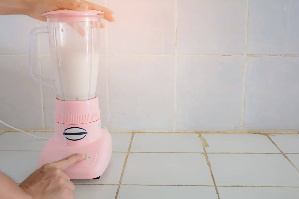 Can You Froth Almond Milk? Yes! Here's How To Do It The Melrose Family
