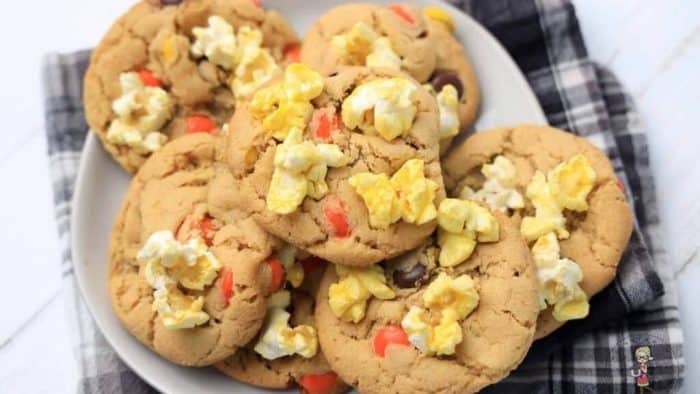 For a textural symphony, blend the softness of baked cookies with the crunch of popcorn and the classic taste of Reese's peanut butter cups.