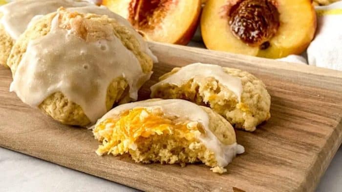 These cookies are like a miniaturized version of the classic cobbler, perfect for enjoying the taste of summer in every bite.