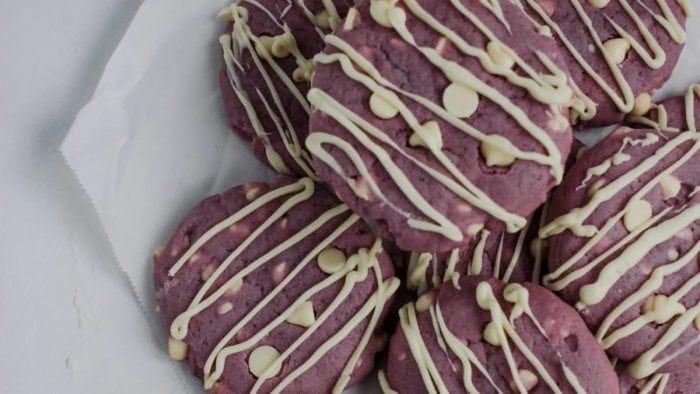 These buttery treats boast a tender crumb and are infused with the earthy, sweet notes of taro, reminiscent of your favorite taro milk tea