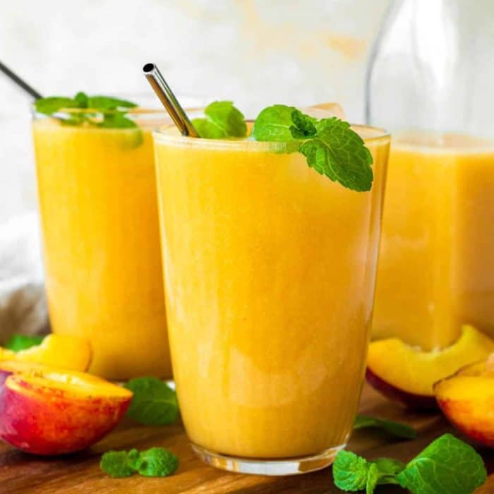 This peach juice brings the natural sweetness and full-bodied flavor of ripe peaches into a luscious drink!