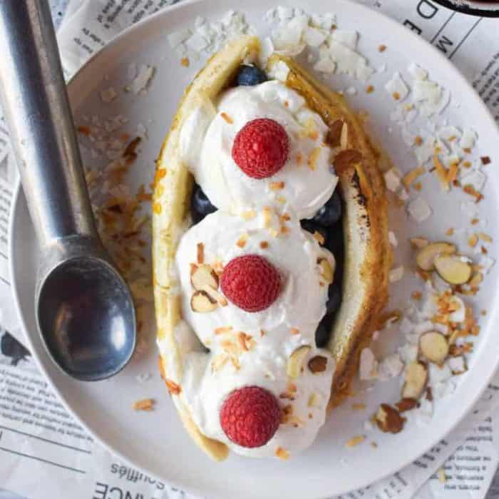 A healthy fusion of two beloved desserts, this unique brûlée banana split with yogurt is oh-so-decadent.