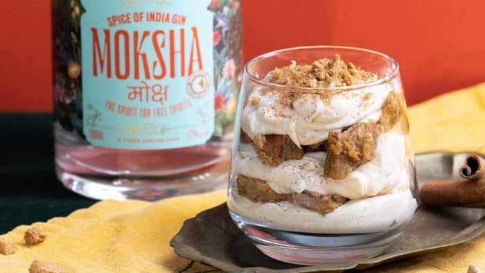 Served in individual cups, this dessert provides a boozy twist to your sweets. Bring this to a fancy dinner party, and you’ll have everyone reaching for a glass! 