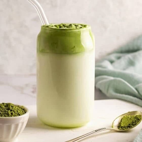 You’ll love the creamy blend of milk and matcha that this recipe offers, especially if you use a frother to create a tantalizing frothy top layer. 