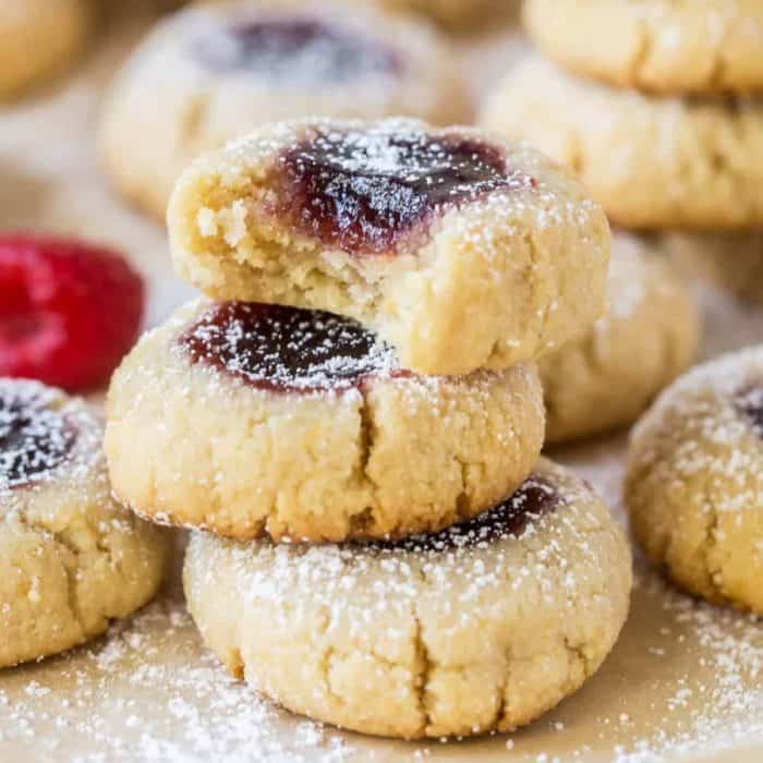 Olive oil’s fruity and nutty undertones elevate these cookies, pairing beautifully with coconut sugar, sweet chocolate, and toasted almonds.