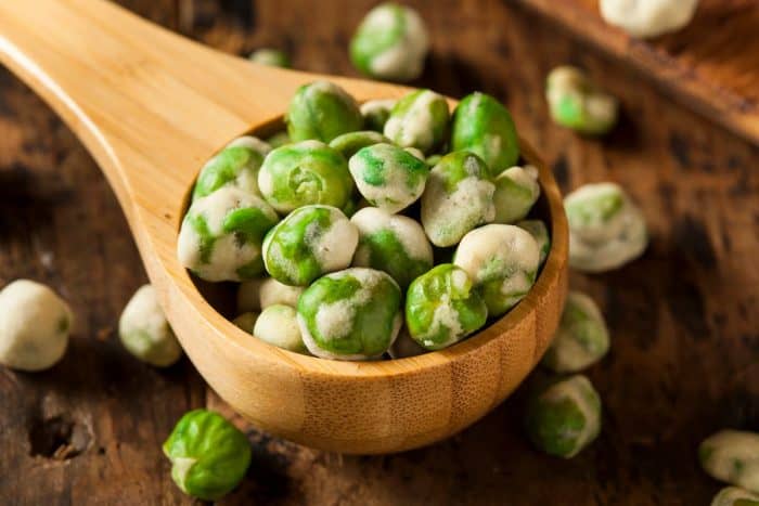 Homemade Dry Spice Wasabi Peas