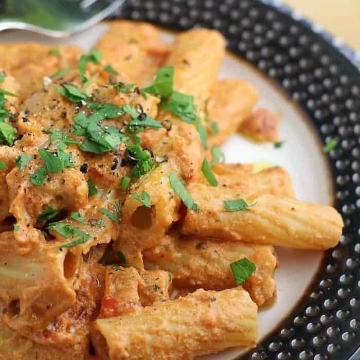 This vegan pasta alla vodka is made with a luscious tomato and vodka sauce that clings to every strand of pasta.