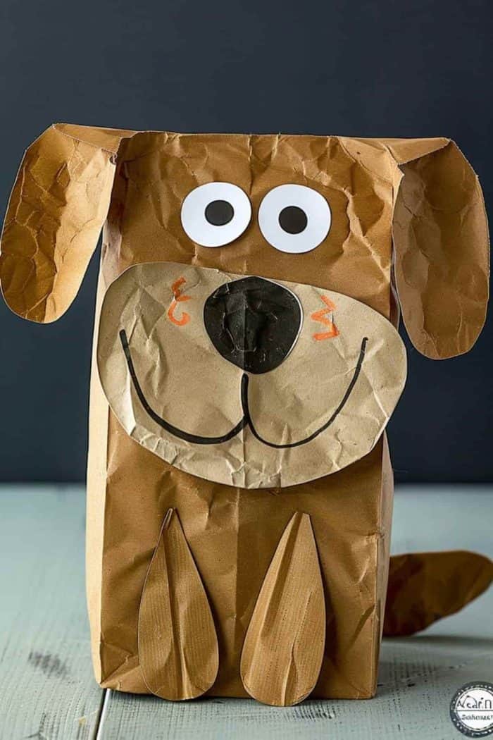 Long, wagging tail? Check. Long ears? Check. Big, bright eyes begging for treats? Check. This paper bag pup has all the features of your child’s faithful furry friend.