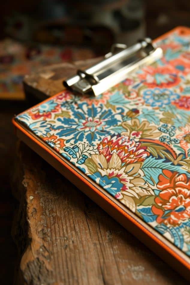 A clipboard covered in retro fabric brings a touch of vintage flair to daily tasks.