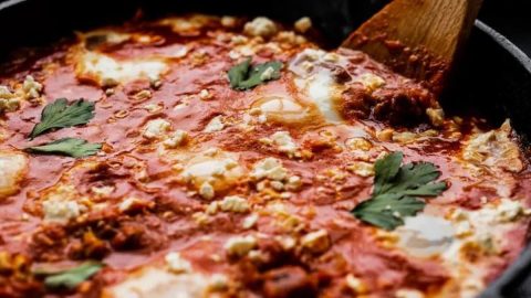 What To Eat With Naan Bread: 45 Delicious Pairings You’ll Love - The