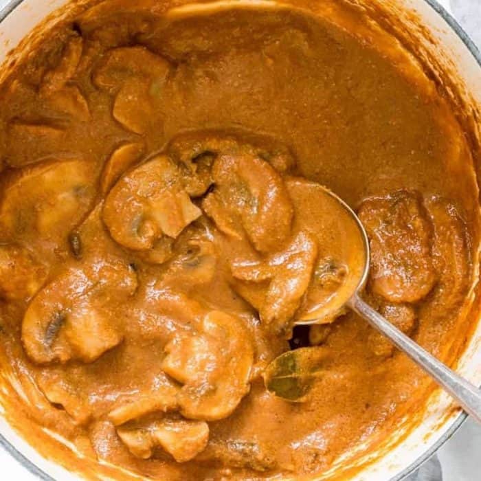 Each mushroom slice absorbs the blend of garam masala and other spices in this curry, which boasts a base of cashews, onions, and tomatoes. 