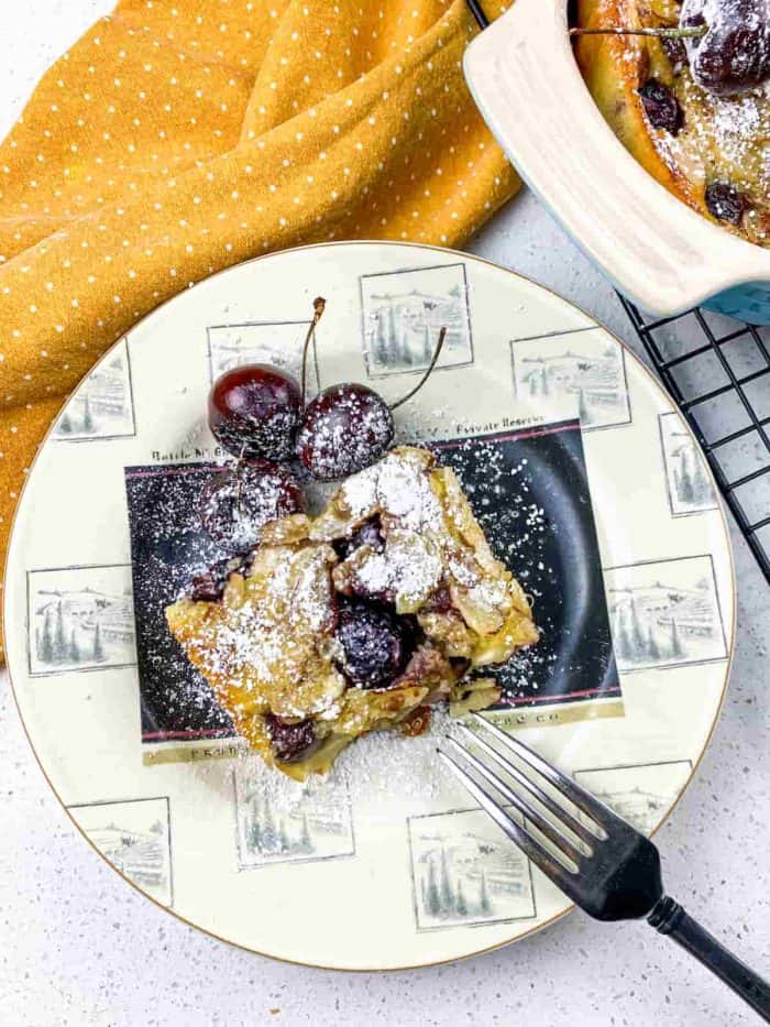 With a hint of almond to complement the cherries' richness, this dish is an elegant yet easy way to end any meal on a high note. 