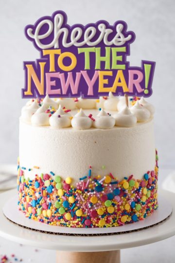 22 New Year’s Cake Decorating Ideas To Sweeten Your Countdown